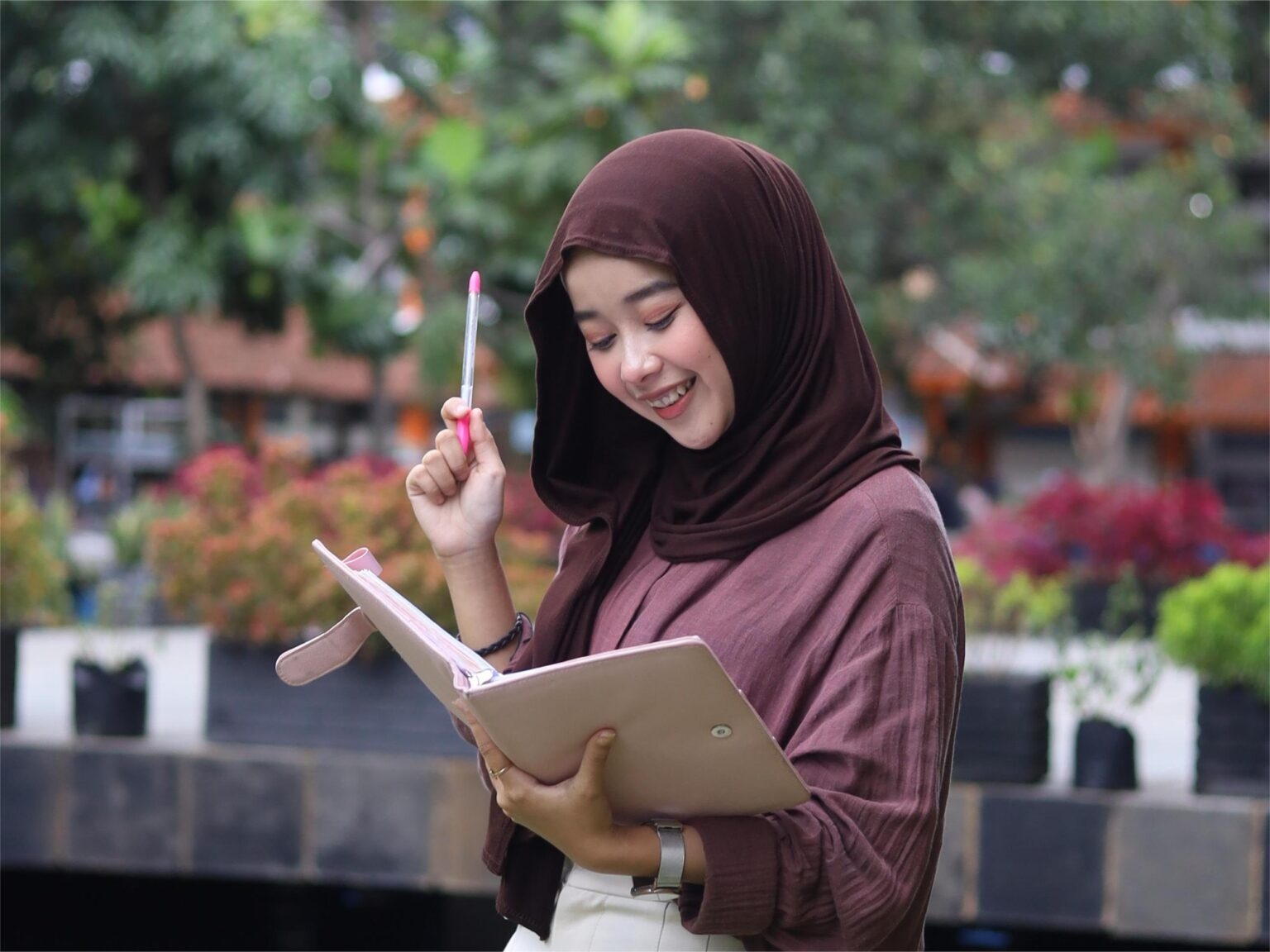 Tips Memanfaatkan Data Tren Jurusan Buat Menentukan Fokus Skill Tambahan